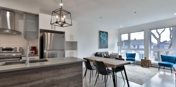 Condo 4 1/2 à louer - 12e MOIS GRATUIT - Photo 2