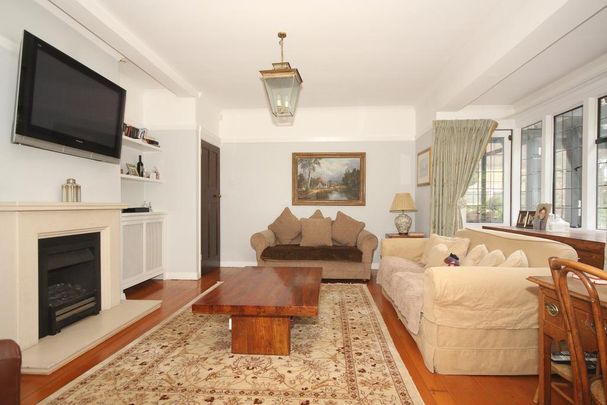 5 bedroom detached house to rent - Photo 1