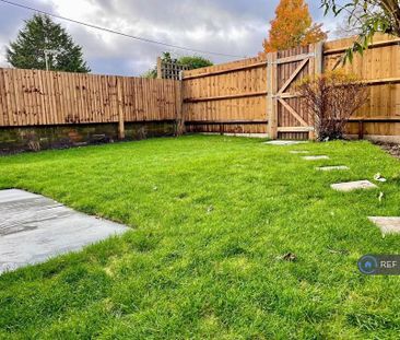 2 bedroom semi-detached house to rent - Photo 3