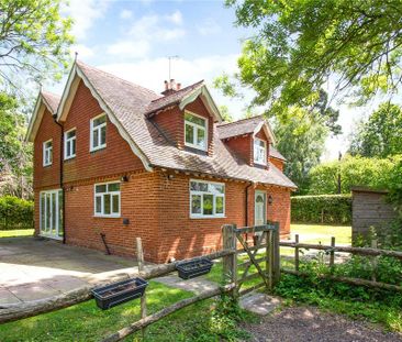 5 bedroom detached house to rent - Photo 2