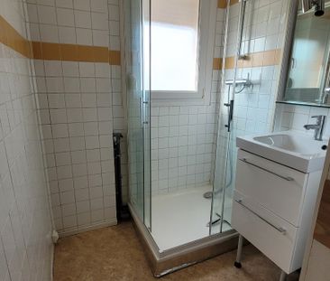 Location Appartement 2 pièces 40m² MAUBEUGE 59600 - Photo 4
