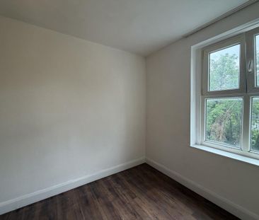 Bedsit to rent - Photo 6