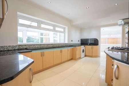 Sedona, Umberslade Road, Solihull, B94 - Photo 5