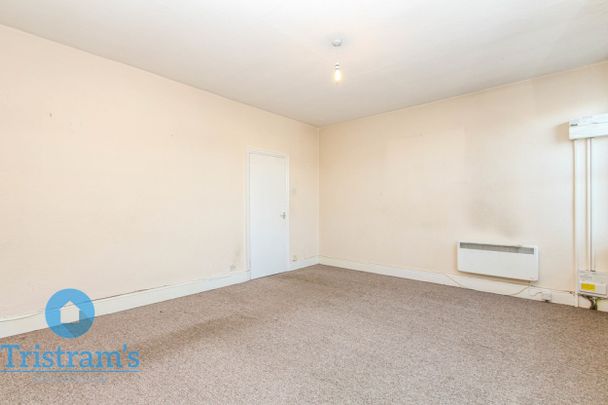 2 bed Flat for Rent - Photo 1