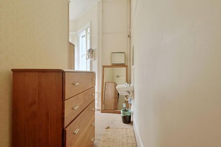 1 bedroom Detached house to rent in Clayton Road, Jesmond, Newcastle Upon Tyne, NE2 - Photo 4