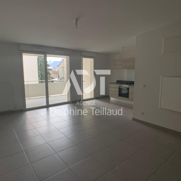 Appartement T3 à GRENOBLE - Photo 1