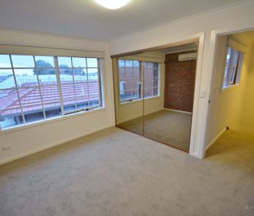 2/222 Edward Street, Brunswick East - Photo 3