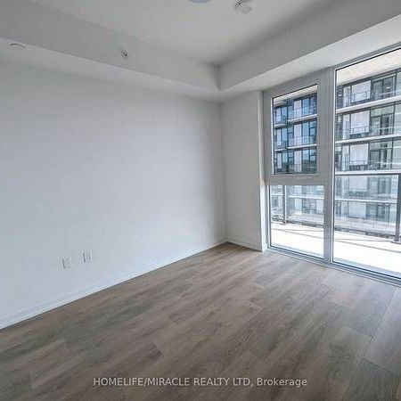 PARKING INCLUDED BRAND NEW 2 BEDS 2 BATHS - Photo 1