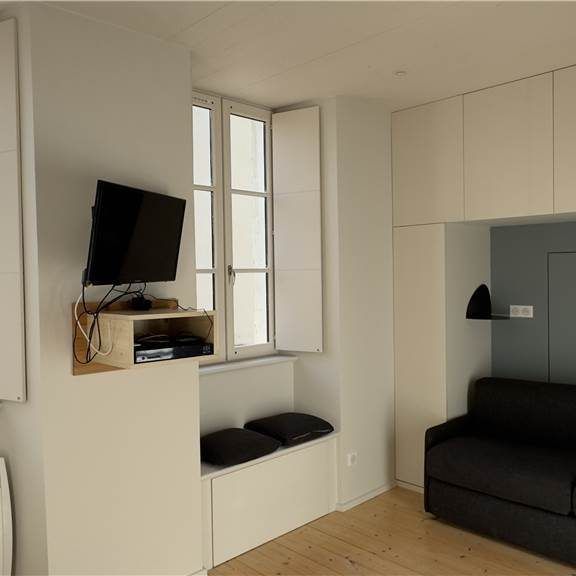 Location Appartement 1 pièce 17m² LA ROCHELLE 17000 - Photo 1