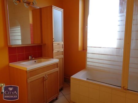 Location Appartement 4 pièces 95m² ST NAZAIRE 44600 - Photo 3