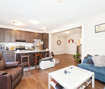 For Lease - 2337 Watercolours Way, Barrhaven, Ontario - Photo 2