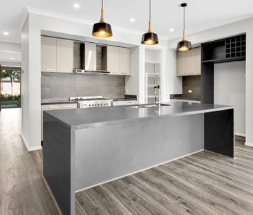 FOUR BEDROOM HOME - Photo 4