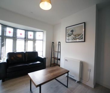 Apartment 2, Lynden Farrar Road - Photo 3