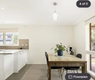 Narre Warren - Photo 2