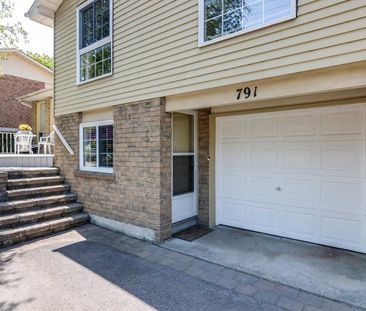 For Lease - 791 Sunnypoint Drive, Newmarket, Ontario - Photo 2