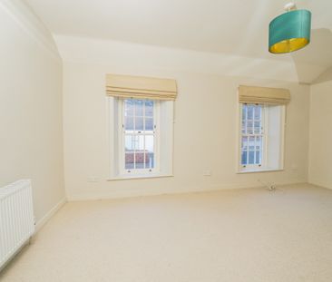 25 Victoria Road, Holywood, BT18 9BA - Photo 3