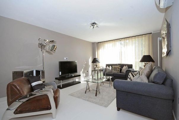 3 bedroom apartment to rent - Photo 1