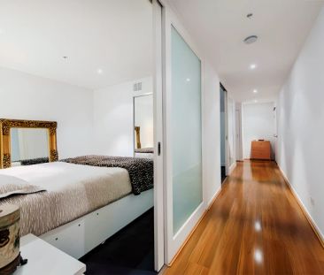 2 Bed, 1 Bath - Photo 4