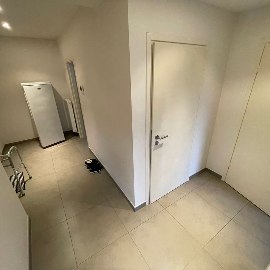 Appartement met twee slaapkamers en centrale ligging te huur - Foto 1