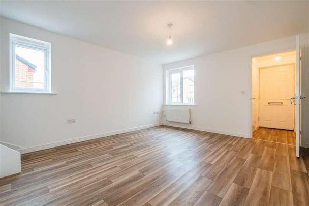 Calverley View, Bradford, BD2 - Photo 1