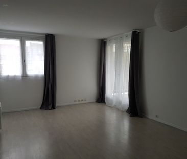 Location Appartement 2 pièces 49m² VALENCIENNES 59300 - Photo 2