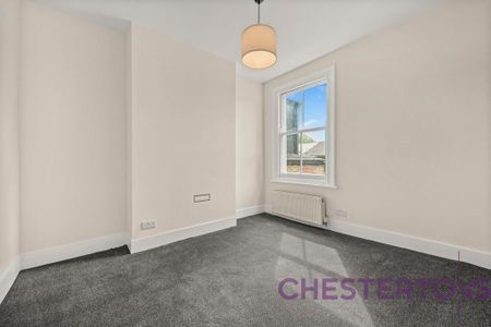 4 bedroom terraced house to rent - Photo 5