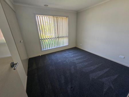 13/24-26 Demestre Street, Yass NSW 2582 - Townhouse For Rent | Domain - Photo 5