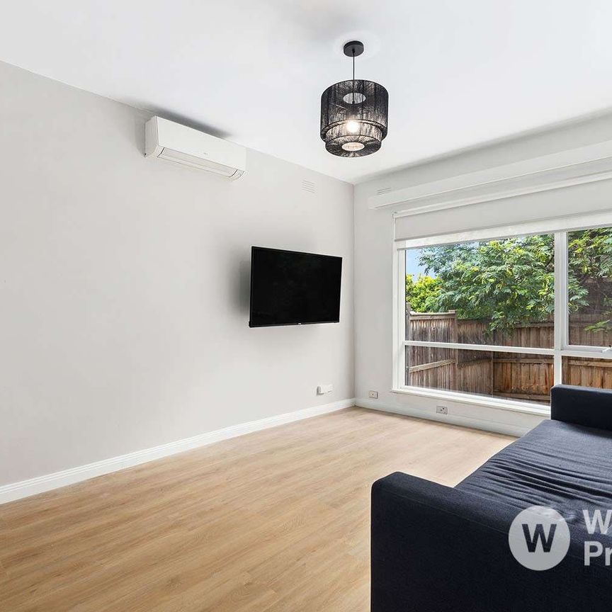 4/7 Coleridge St, Elwood - Photo 1