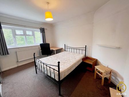 5 bedroom detached house to rent - Photo 4