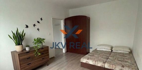 Rezervovaný Na prenájom 1 izbový byt na Juhu v Pezinku - Fotografia 2