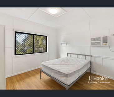 Modern Family Living in a Quiet Chermside Pocket - Photo 5