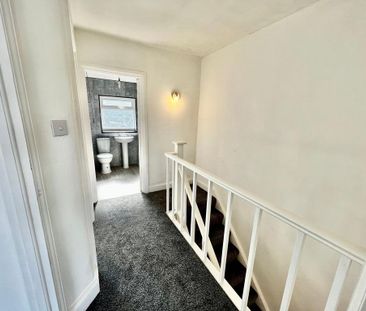 3 bedroom terraced house to rent - Photo 6