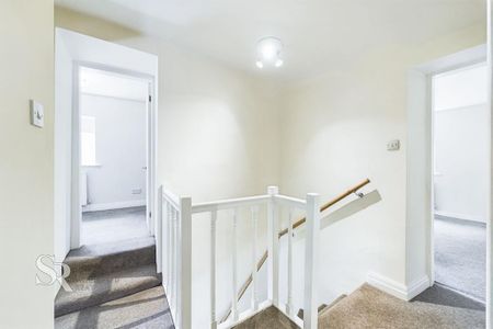 3 bedroom end of terrace house to rent - Photo 4