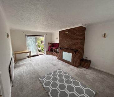 3 bedroom semi-detached house to rent - Photo 6