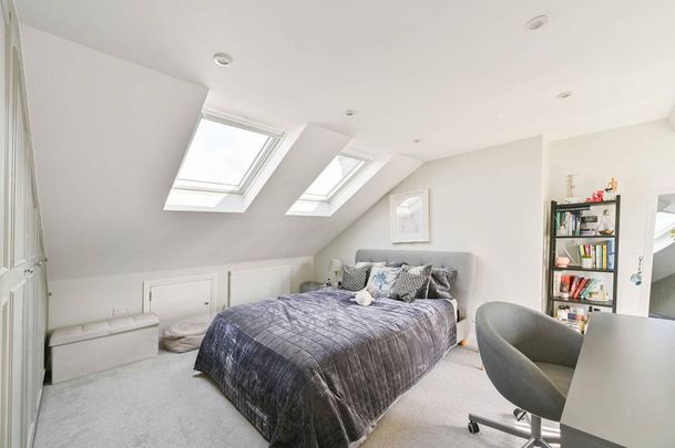 4 bedroom maisonette to rent - Photo 1