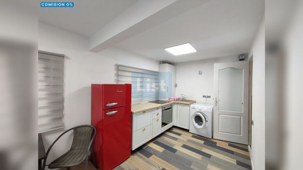 FARA COMISION ! Apartament 2 camere, etaj 3/4, strada Eroilor - Fotografie 1