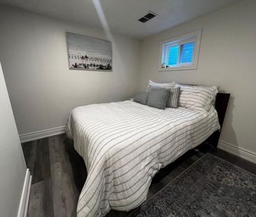 For Lease - 36 Mintwood Drive, Toronto, Ontario - Photo 3