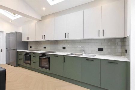 5 bedroom terraced house to rent - Photo 3