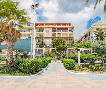 Alquiler de piso en Puerto de Estepona - Photo 1