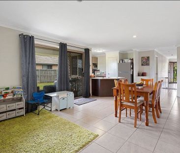 Spacious Family Home - Photo 4