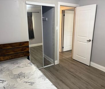 For Lease - 385 Montmorency Drive, Hamilton, Ontario - Photo 6