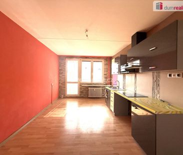 Pronájem bytu 1+1 34 m² - Photo 1