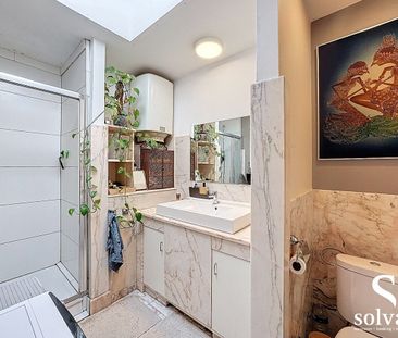 Lichtrijke bungalow met twee slaapkamers nabij het centrum van Slei... - Photo 1