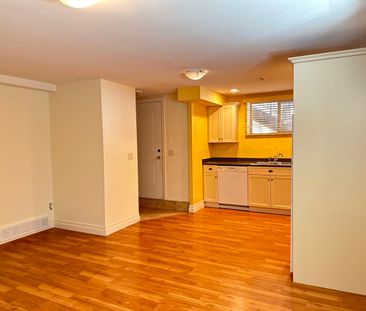 Cozy Suite in Central Abbotsford - Photo 5