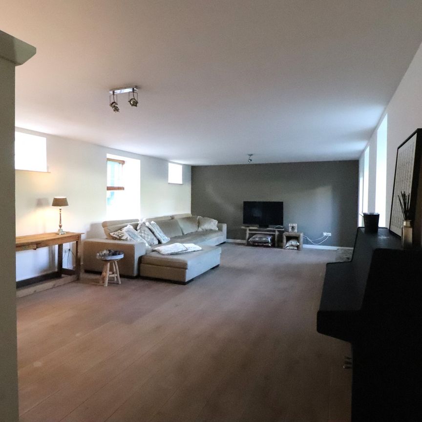 Te huur: Ruime Woonboerderij (4-5 slaapkamers) te huur op een TOP Locatie in het Pittoreske dorp EIJCKELRADE - Photo 1