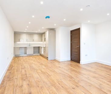 2 Bedroom Flat - Photo 3
