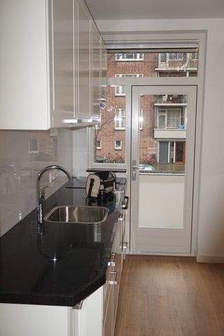 1055TH, Amsterdam - Photo 4