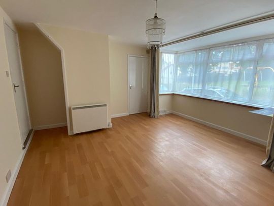 1 bedroom ground floor flat to rent - Photo 1