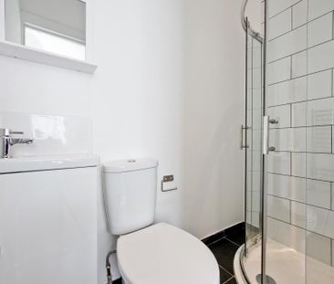 House share to rent - Photo 3