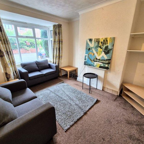 4 bedroom terraced house to rent - Photo 1